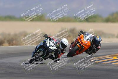 media/Oct-08-2023-CVMA (Sun) [[dbfe88ae3c]]/Race 11 500 Supersport-350 Supersport/